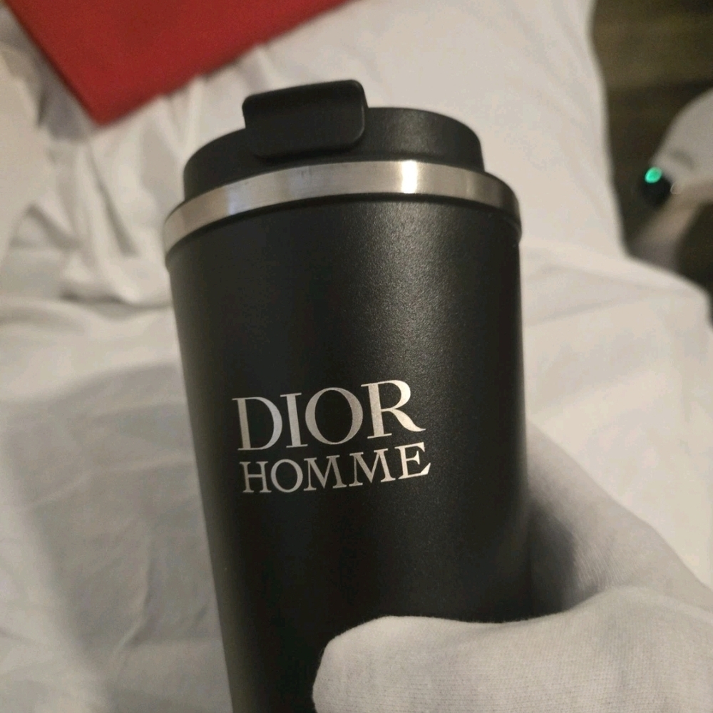 ✨ Dior Luxury GWP Bundle – Embroidered Mesh Tote Bag + Dior Homme Travel Tumbler - Picture 9 of 13